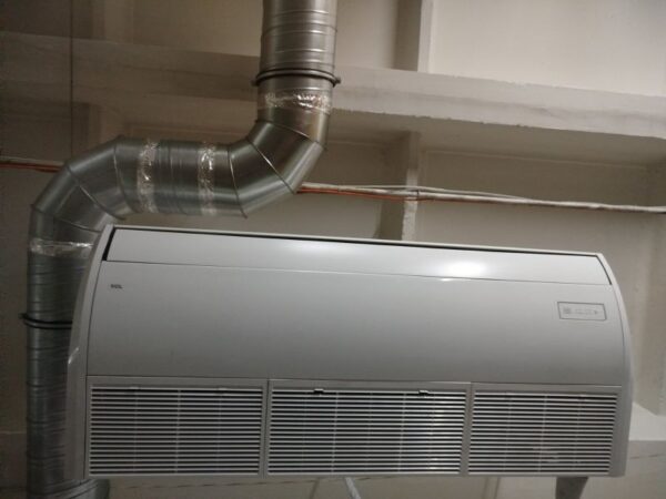 Напольно-стельовий кондиціонер