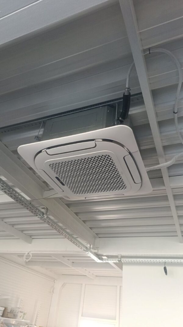 Касетний кондиціонер